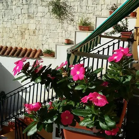 Pineta Monserrato Bed & Breakfast Modica