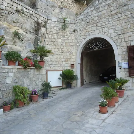Pineta Monserrato Modica